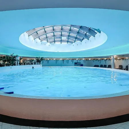 Ans Hanza Tower 15th Floor With View, Swimming Pool Area With Saunas, Viewing Terrace Appartamento
