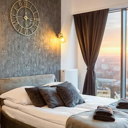 Ans Hanza Tower 15th Floor With View, Swimming Pool Area With Saunas, Viewing Terrace *