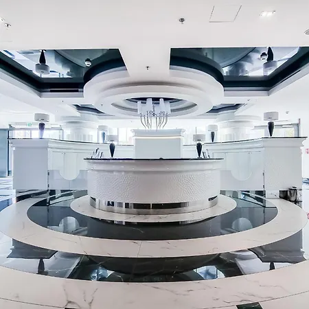 Ans Hanza Tower 15th Floor With View, Swimming Pool Area With Saunas, Viewing Terrace