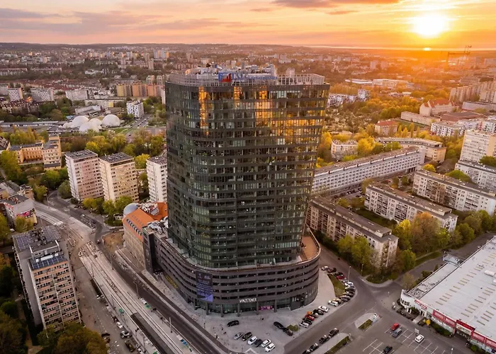 Ans Hanza Tower 15th Floor With View, Swimming Pool Area With Saunas, Viewing Terrace Lägenhet