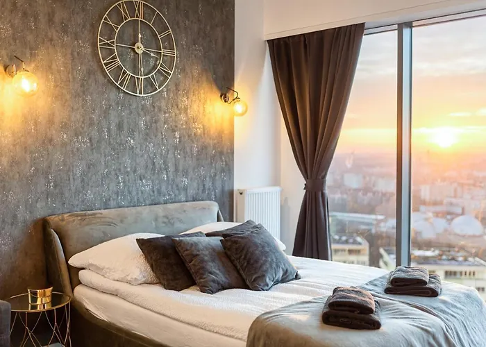 Ans Hanza Tower 15th Floor With View, Swimming Pool Area With Saunas, Viewing Terrace *